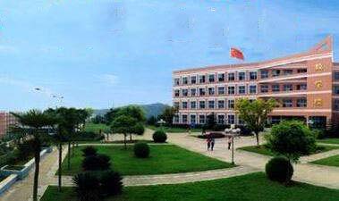 四川省南充卫生学校绵阳校区2021年有哪些专业